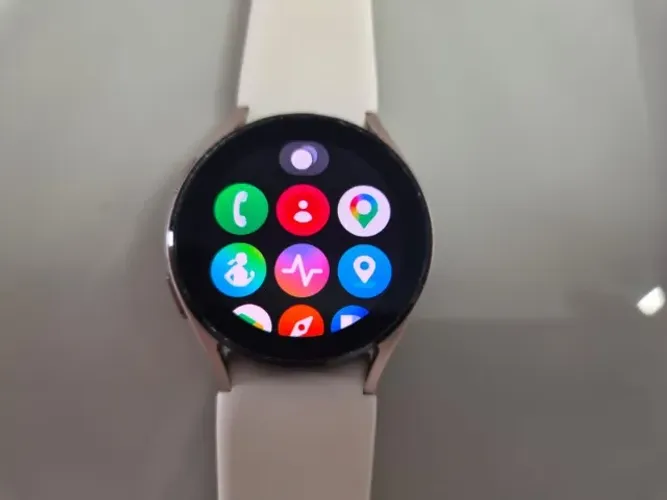 Samsung Galaxy Watch 4 LTE - Rose