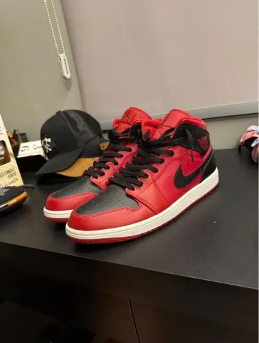 Air Jordan 1