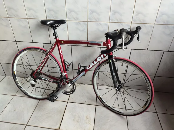 Bicicleta Caloi Strada aro 700 alumínio perfeita