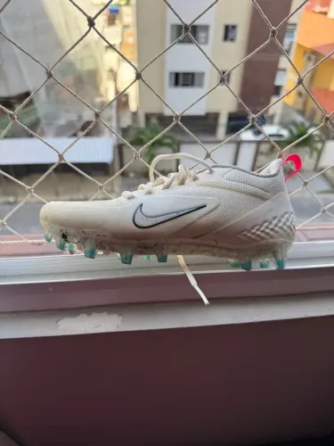 Chuteira Nike
