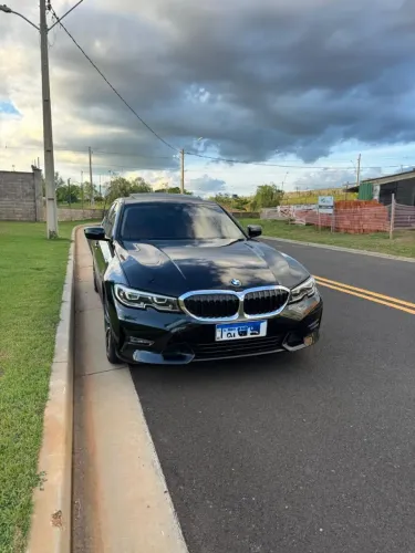 BMW 320I A Modern/sport TB 2.0/a.flex 16V 4P 2022
