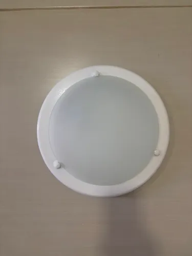 PLAFON REDONDO BRANCO COM VIDRO FOSCO