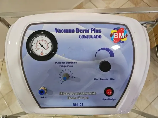 Aparelho de Vacuoterapia Endermo Pump Up com Modo Pulsado BM-03 Bivolt