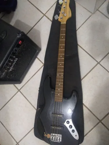 Contra baixo + amplificador