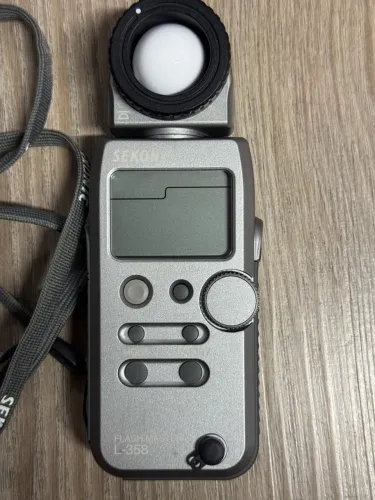 Fotômetro Sekonic Flash Master L-358 Profissional - Luz e Flash