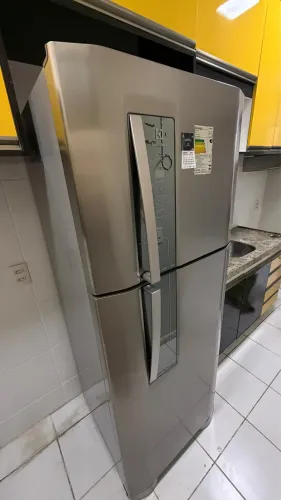 GELADEIRA ELETROLUX CONSERVADA INOX