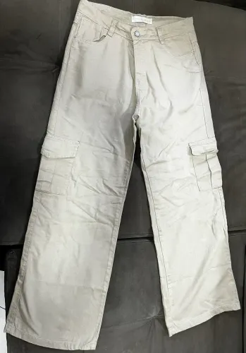 Calças Jeans semi novas tamanho 44