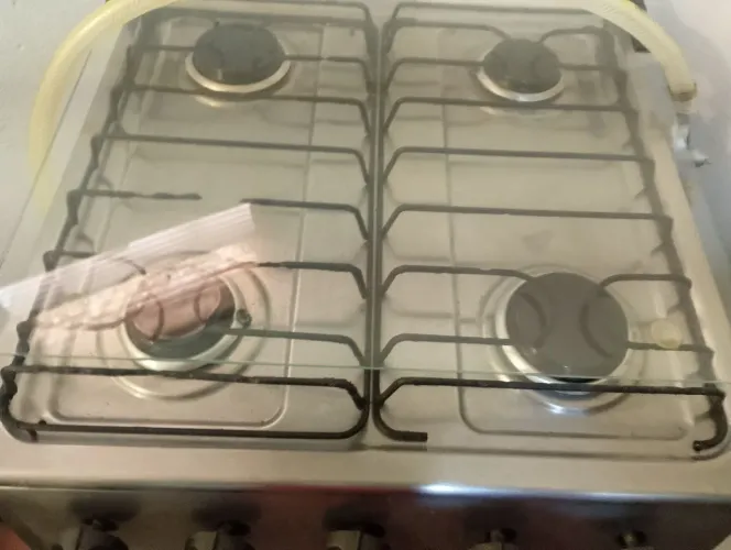 Vende se fogão semi novo 