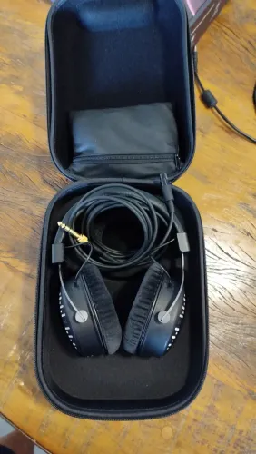 Fone De Ouvido Beyerdynamic Dt1990pro Em Ótimo Estado