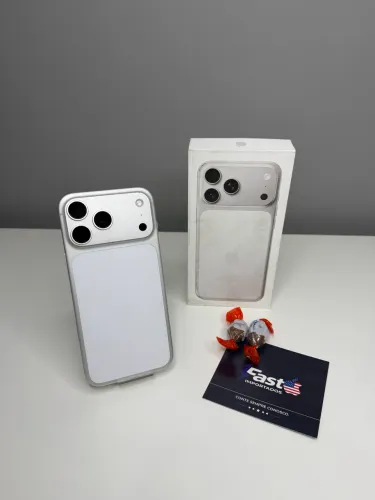 iPhone 17 Pro Max 256Gb Silver - OPORTUNIDADE