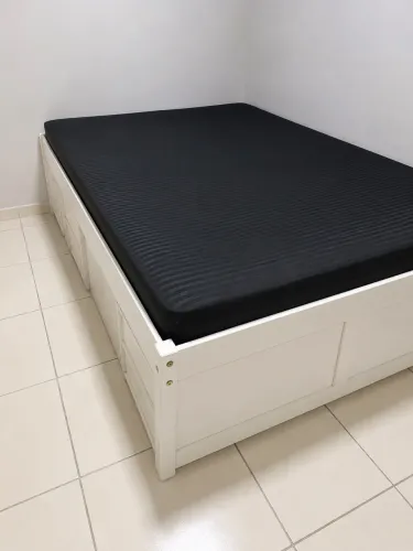Cama madeira maciça queen