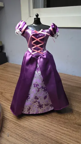 VESTIDO RAPUNZEL
