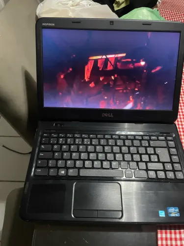 Notebook Dell i5  8G RAM  hd 320G  Bateria ruim Vai com carregador
