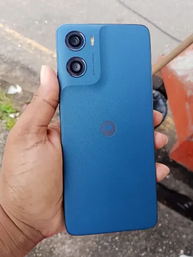 Motorola G06 zerado