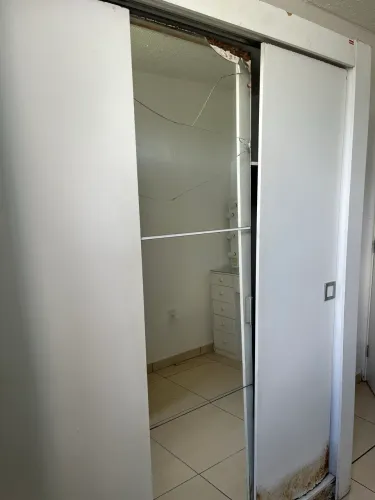 Guarda Roupa