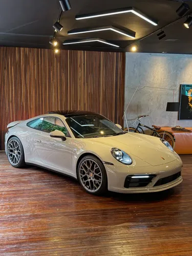Porsche 911 Carrera Coupe 2024