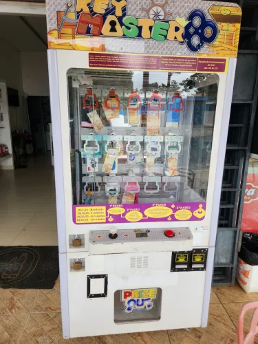 Maquina keymast pegar prêmios 