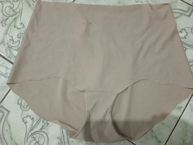 "Calcinha Liz Essentials Lingirie 50256 GG Sem Costura Nova,Nuca Usada - Cor Bege/Nude"