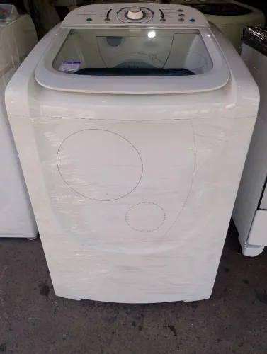 Máquina de lavar Electrolux 15.0 kg semi-nova