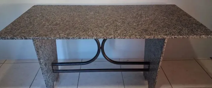 Mesa de mármore