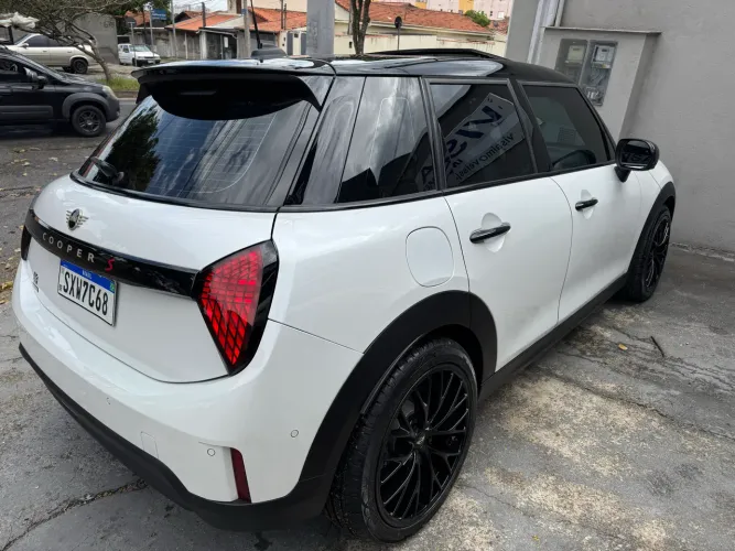 Mini Cooper S 2.0 Turbo 16V 5P Aut. 2025