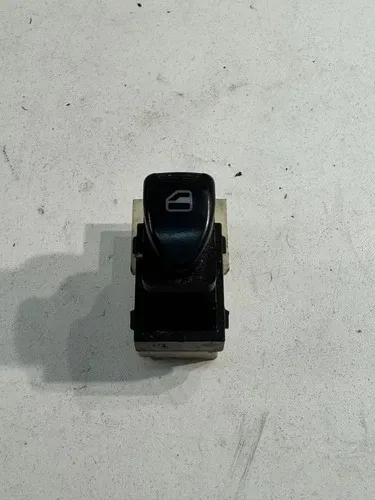 Botão Comando Vidro Porta Traseir Esquerda Chery Qq 1.0 2015