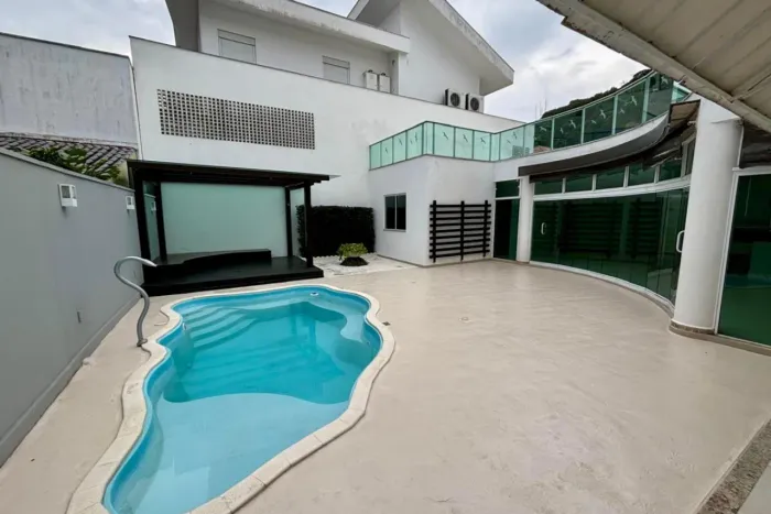 Casa no bairro Centro em Balneário Camboriú