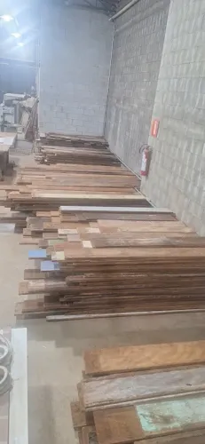 Madeira de Demolição 