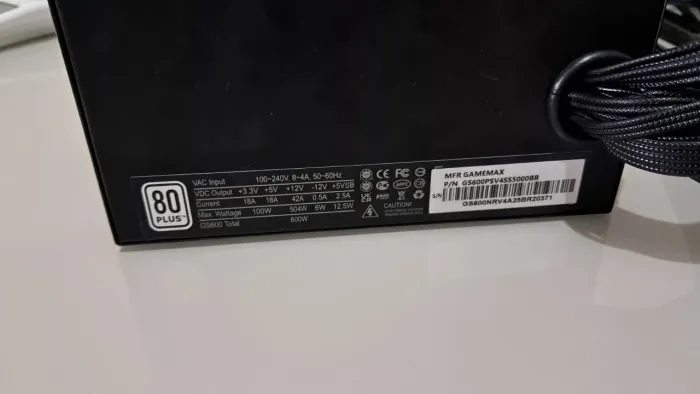 Fonte 600w Gamemax