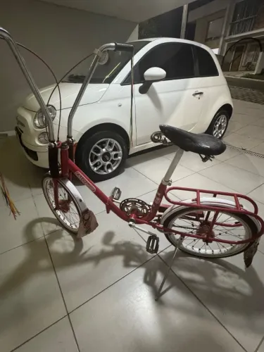 Berlineta toda restaurada, comigo há mais de dez anos! Modelo ícone ano de 1976 coleção 