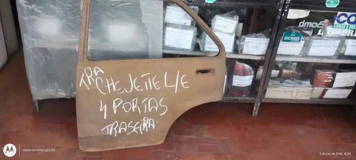 Porta traseira Chevette 4 portas lado esquerdo Lado Motorista 83 até 