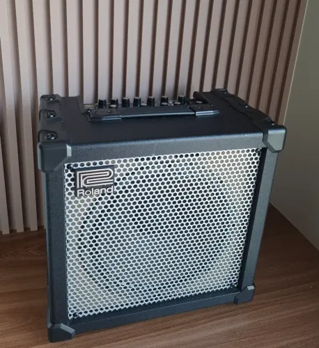 Amplificador Para Guitarra Roland Cube 80XL - Supernovo