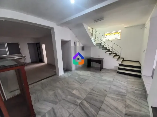 Casa com 4 Quartos no Méier, Rio de Janeiro