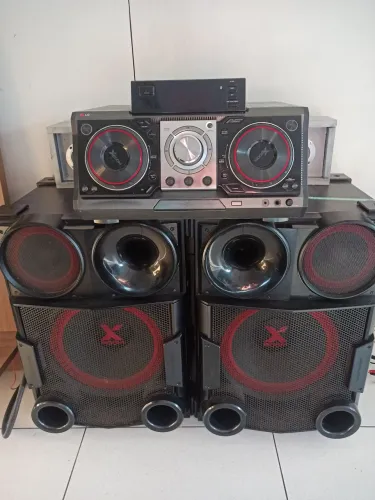 Mini Hi-Fi System LG XBoom