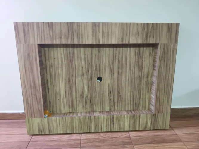 Painel reforçado para TV