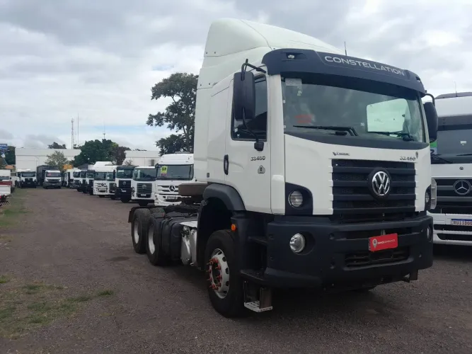 Volkswagen 33.460 33.460 Constellation 6x4 2p (diesel)(E5) 2021/2022 Vamos Seminovos Regen