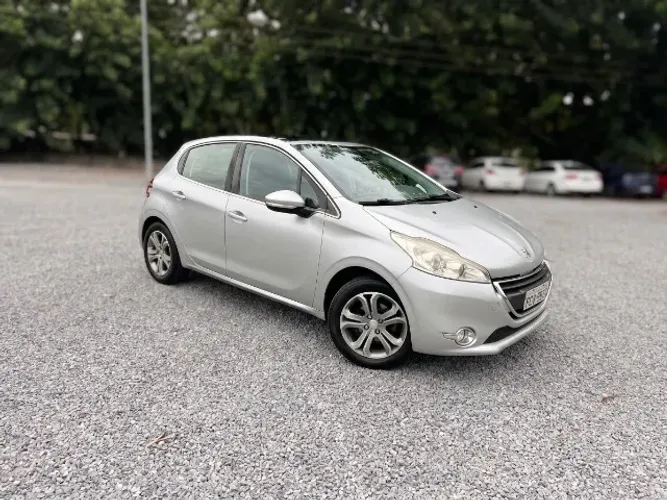 Peugeot 208 Griffe 1.6 Flex 16V 5P Aut. 2015