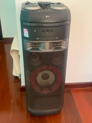 Caixa de som LG XBOOM OK75 - Som Potente | Excelente Estado
