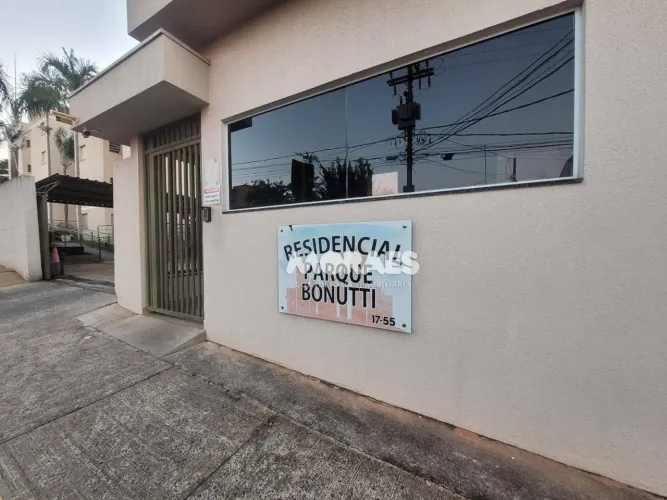 Apartamento com 2 quartos, sendo 1 suíte à venda, 51 m² por R$ 250.000 - Parque Bonutti Co