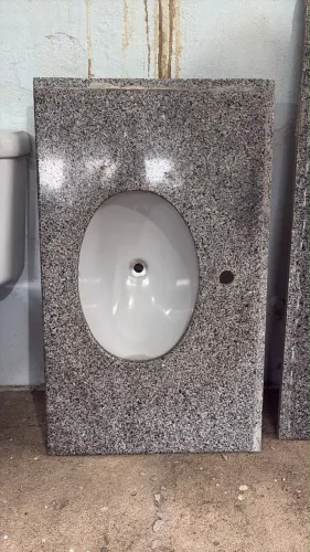 2 pias de granito com cuba embutida