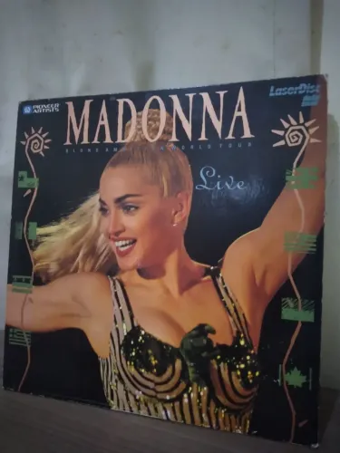 VCD da Madonna Blondie Ambition World Tour live em Yokohama (1990)
