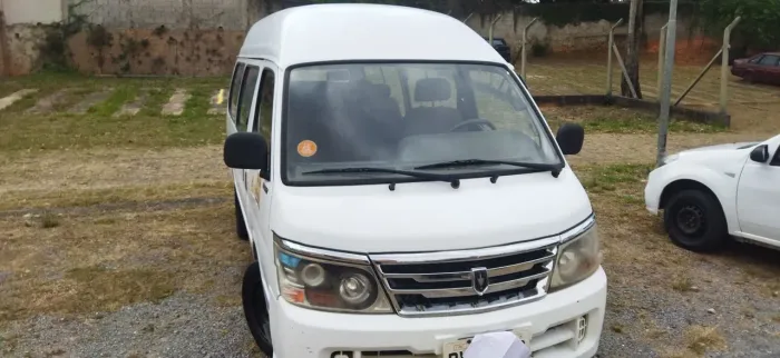 Jinbei Topic Van L 2.2 8V/ 2.0 16V 4P 2014