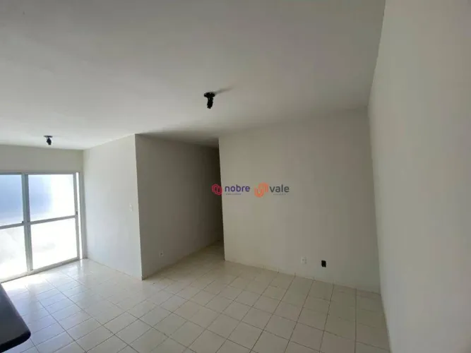 Apartamento com 3 dormitórios para alugar, 74 m² por R$ 2.966,00/mês - Plano Diretor Norte
