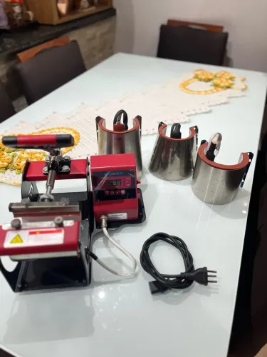 Prensa térmica para canecas