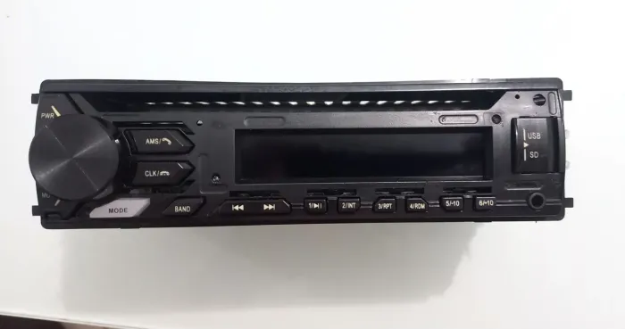 Auto rádio SD/Pen-drive/Bluetooth 