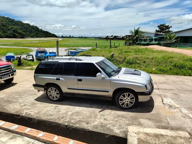 Chevrolet S10 Blazer DLX 2.8 4X4 TB Interc. Diesel 2001