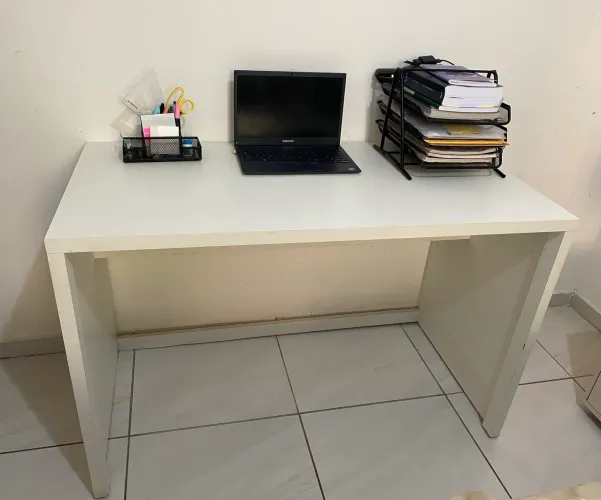 Escrivaninha mesa de escritório/ estudos