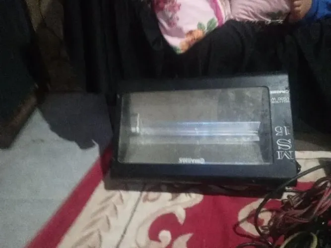 Vendo esse equipamento de jogo de luz e aquele que fica piscando leia o anúncio