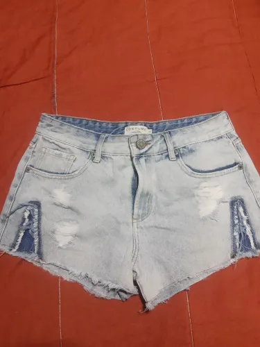 Vendo 6 short jeans novo tamanho 38