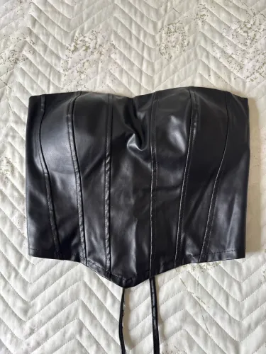 Roupa de couro estilo corset